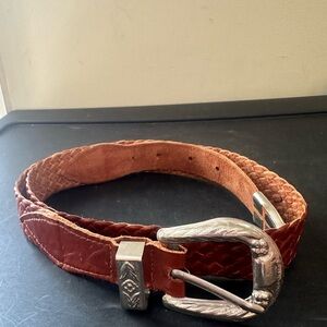 Magid Genuine Leather Brown Womens Belt. SMALL